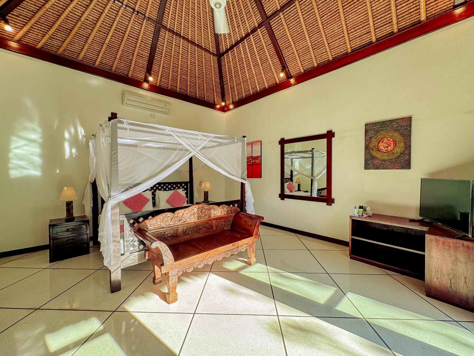 Villa Bugis Abimanyu Seminyak Номер фото